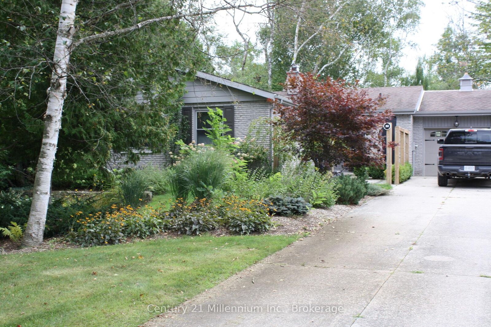 Property Photo: 361 Tyendinaga Drive N ON N0H 2L0
