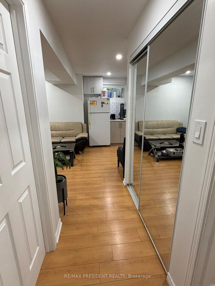 Property Photo:  214 Blair Creek Drive  ON N2P 0G2 