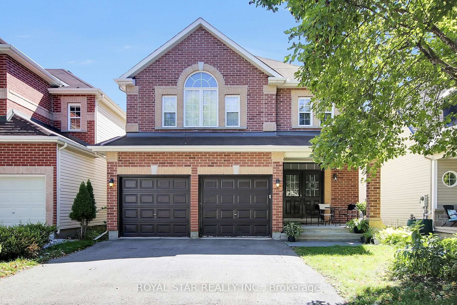 Property Photo:  512 Stonechurch Way  ON K2J 0C6 