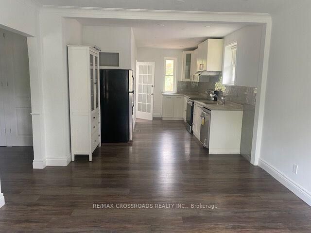 Property Photo:  482 Brookside Drive  ON L6K 1R3 
