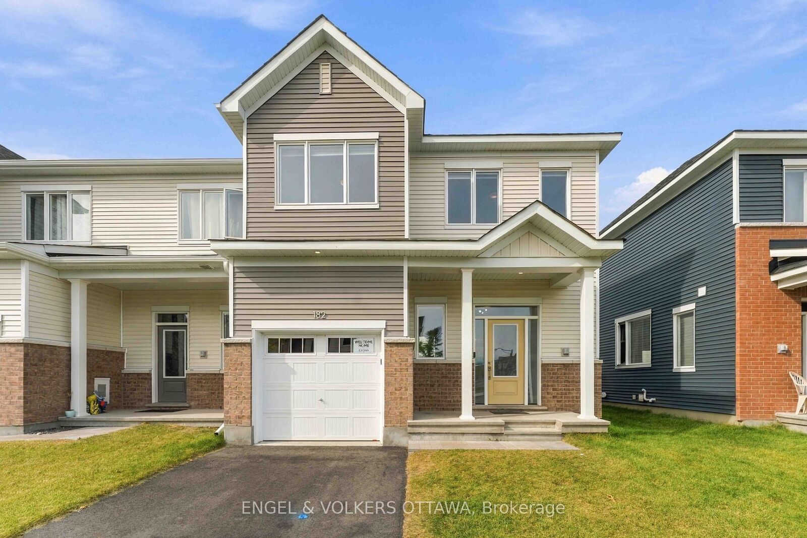 Property Photo: 182 Ryan Reynolds Way ON K4A 5T4