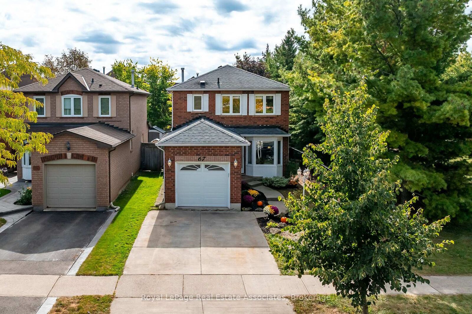 Property Photo: 67 Smith Drive ON L7G 5S7
