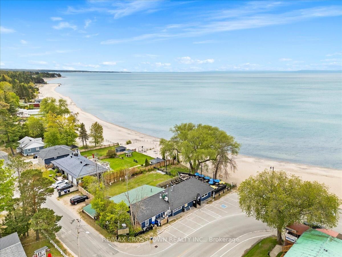 Photo de la propriété: 369 Balm Beach Road W ON L0L 2J0
