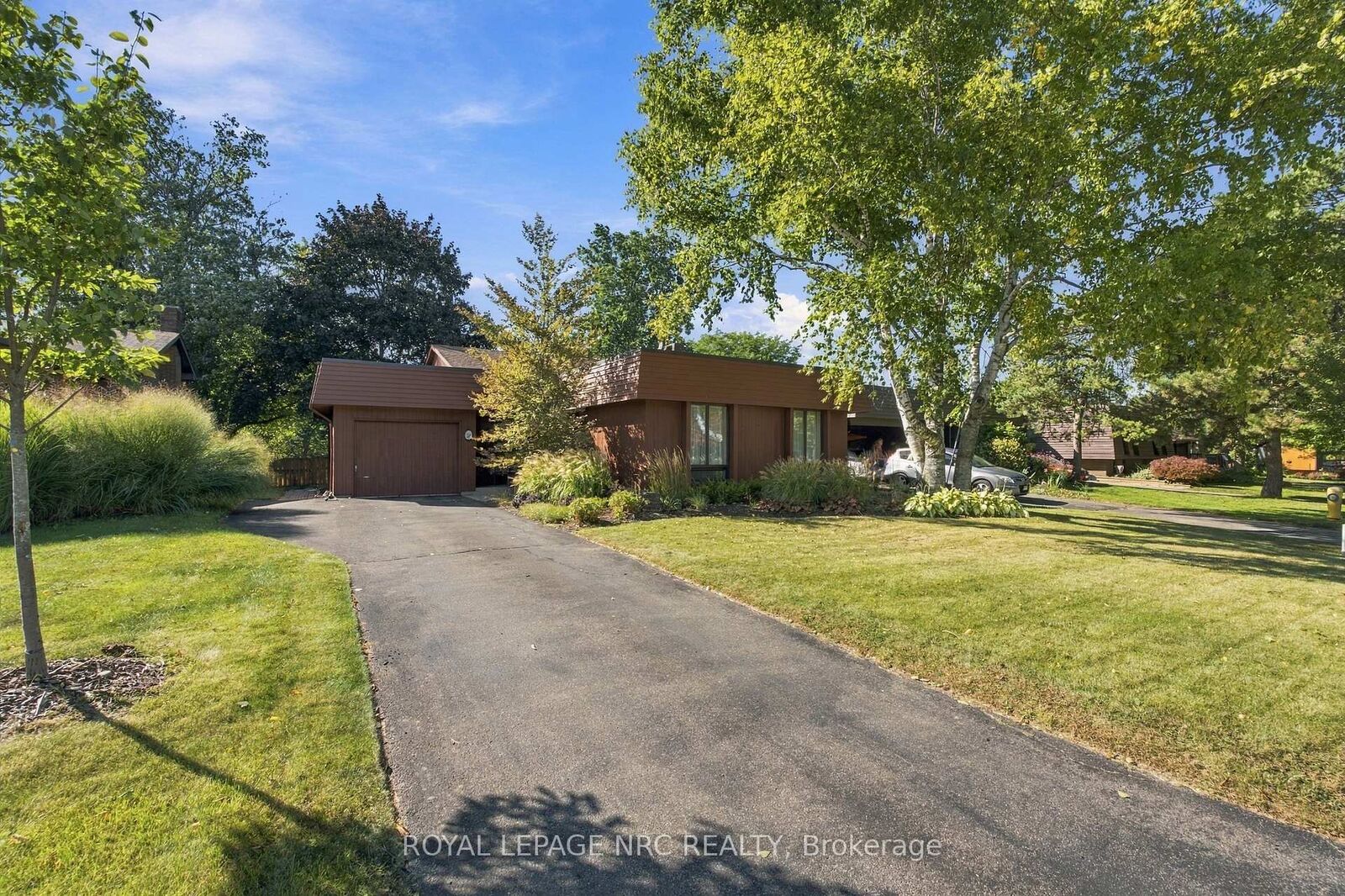 Photo de la propriété: 28 The Cedars Street ON L2M 2M8