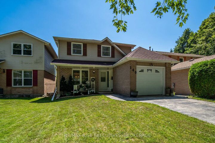 Photo de la propriété: 149 Grenadier Drive ON K7K 6H1