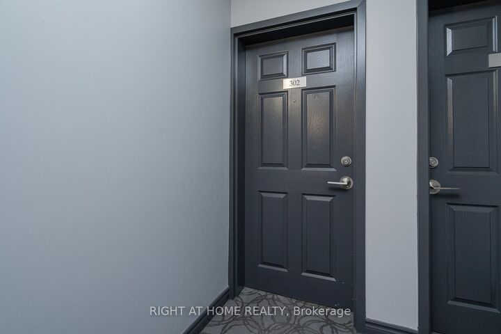 Property Photo:  1471 Maple Avenue 302  ON L9T 0B4 