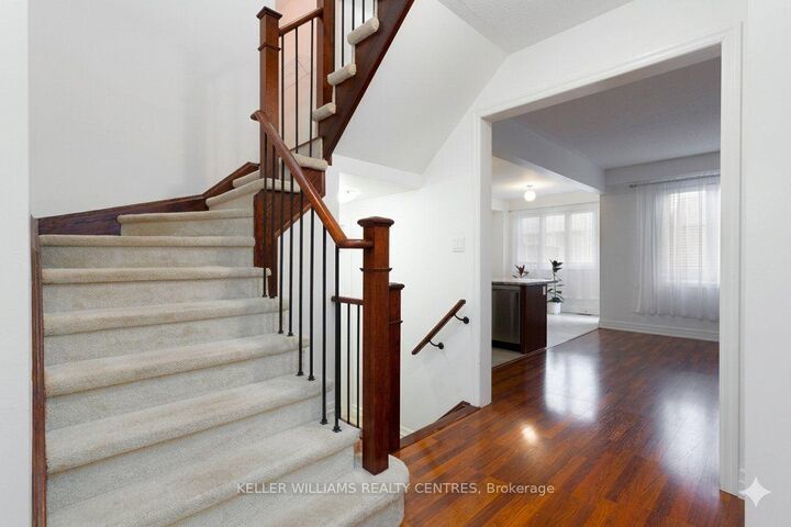 Property Photo:  18 Hutton Crescent  ON L0M 1B6 