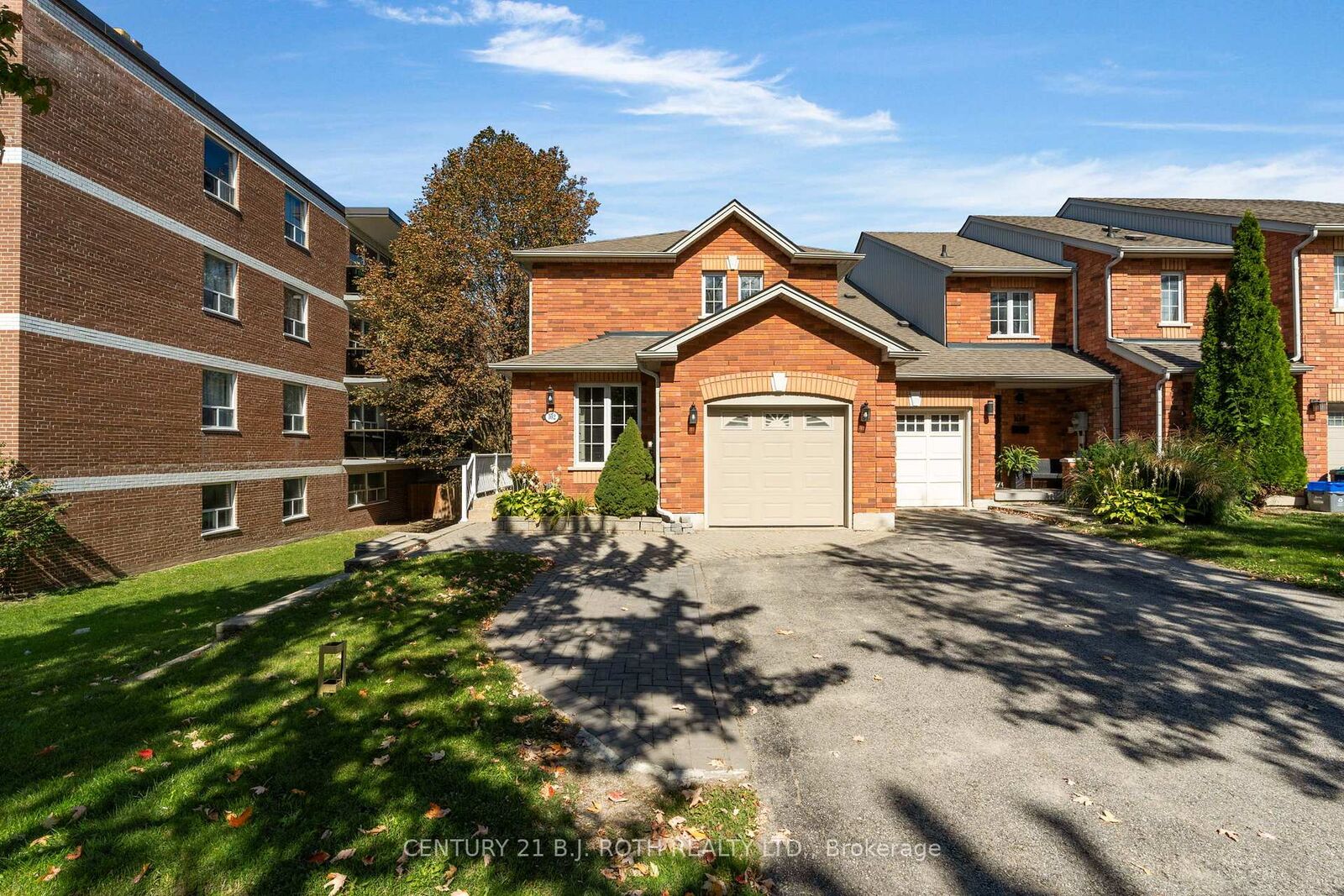 Photo de la propriété: 102 Holgate Street ON L4N 2T9