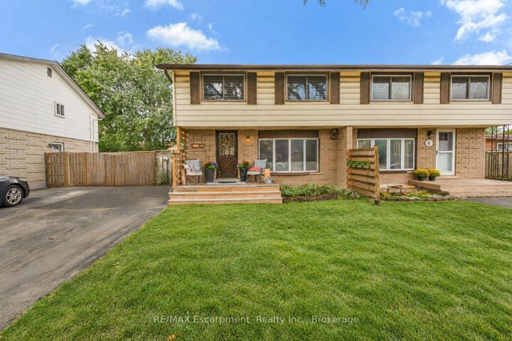 Property Photo: 10 Goldfinch Road ON L9A 3W7