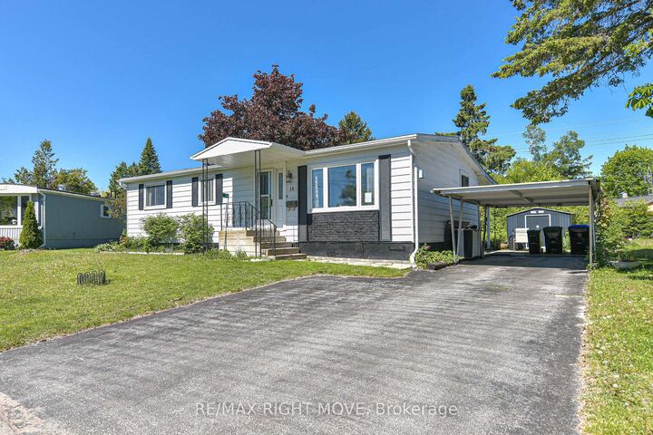 Property Photo:  14 Muir Drive  ON L3V 0P9 