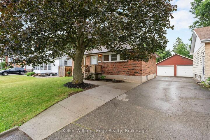 Photo de la propriété: 292 Mill Street E ON L7J 1J9