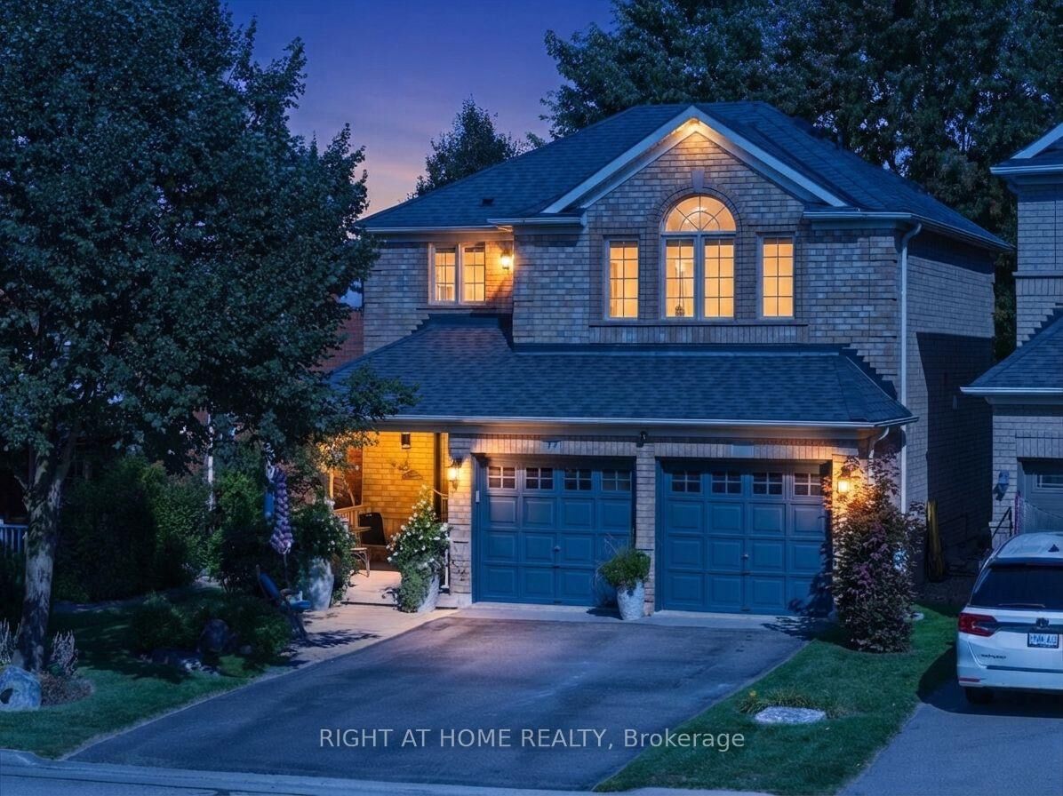 Photo de la propriété:  77 Shoniker Drive  ON L3X 2Z3 