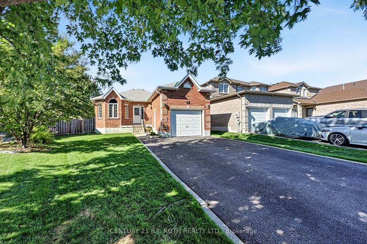 Photo de la propriété: 12 Lamont Crescent ON L4N 2G8
