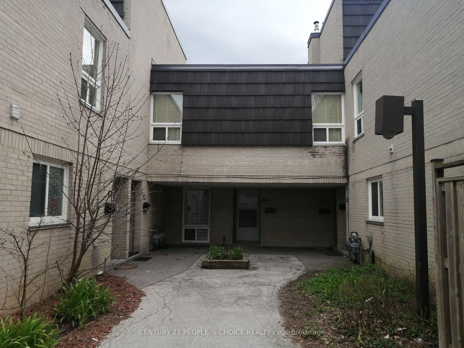 Photo de la propriété: 23 Four Winds Drive 14 ON M3J 1K7