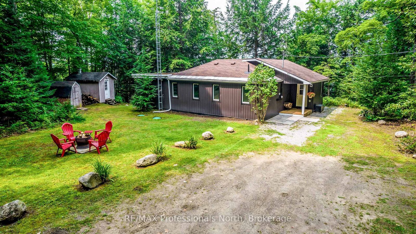 Photo de la propriété: 1813 Kashagawigamog Lake Road ON K0M 2K0