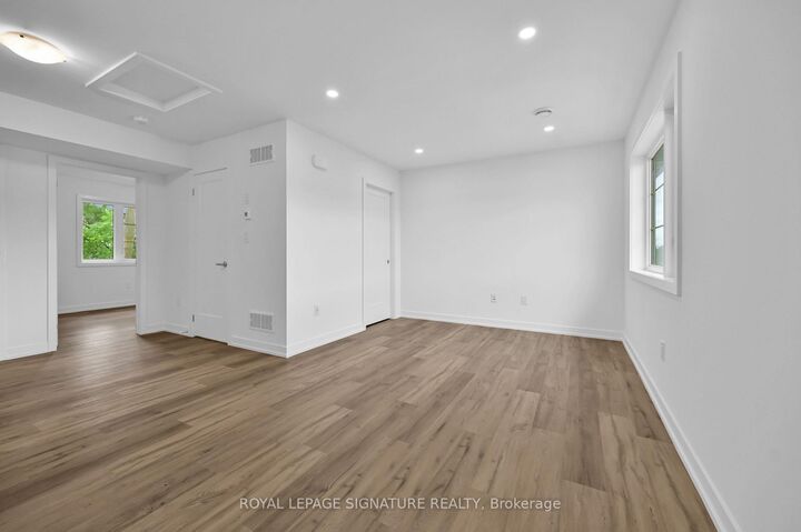 Property Photo:  4263 Fourth Avenue 331  ON L2E 0C2 