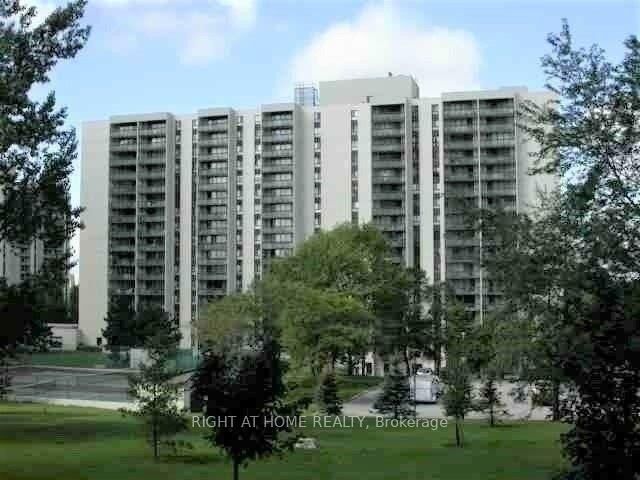 Property Photo:  177 Linus Road 1503  ON M2J 4S5 
