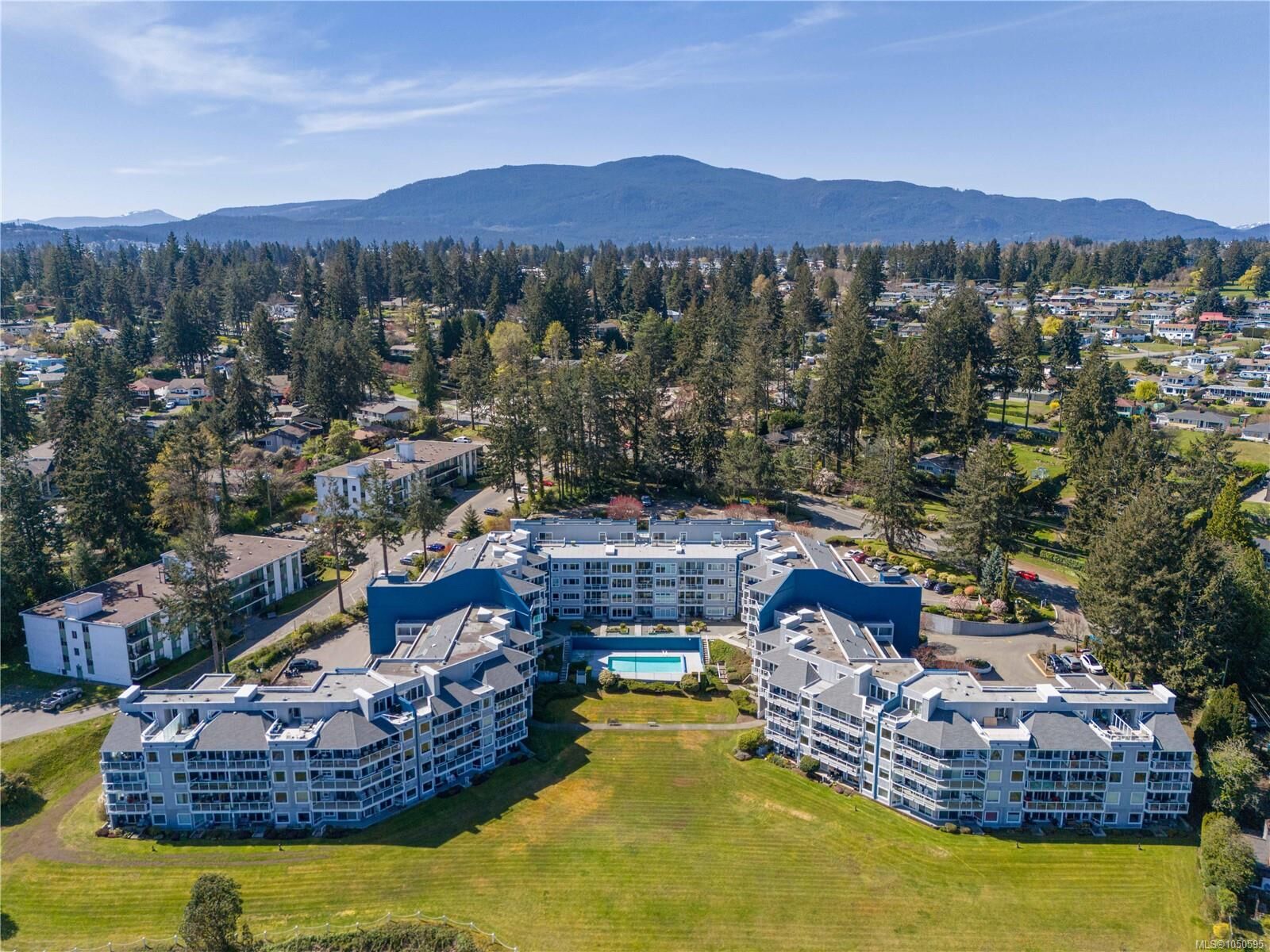 Property Photo:  2562 Departure Bay Rd #208  BC V9S 5P1 