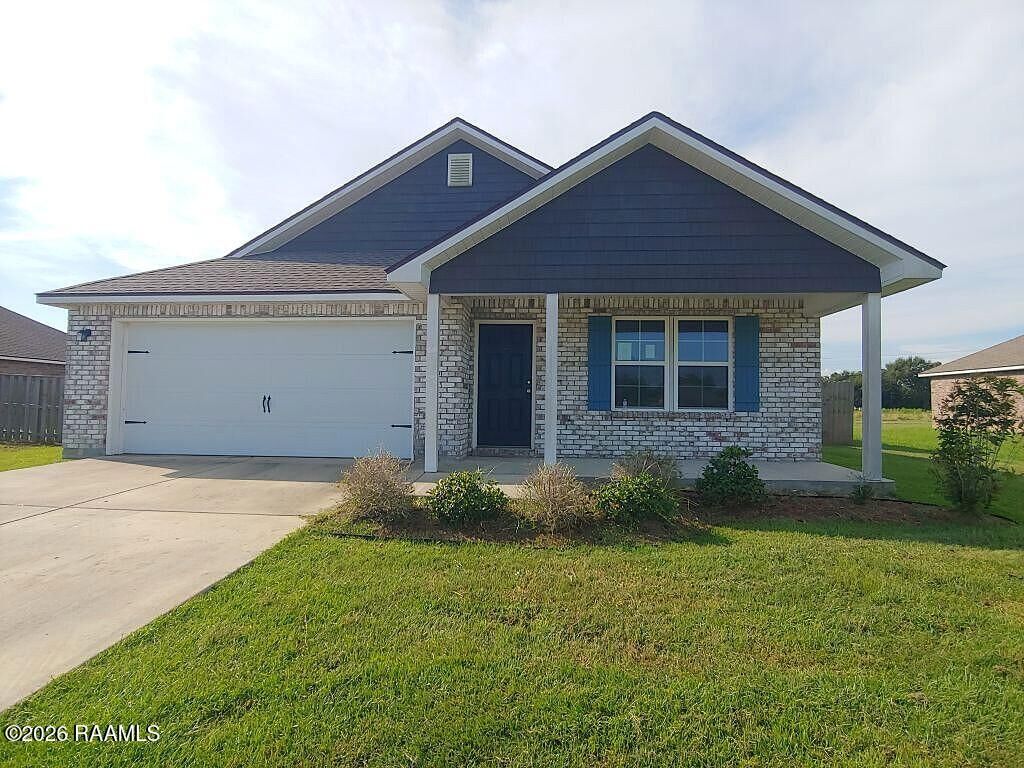 Property Photo:  209 Gaynor Drive  LA 70583 