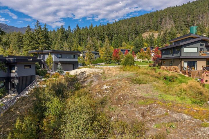 Property Photo: 1705 Wishbone Court BC V0N 2L1
