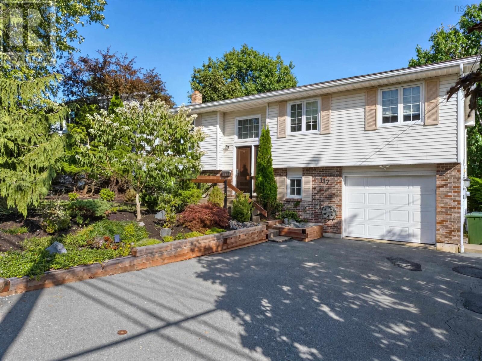 Property Photo: 117 Basinview Drive NS B4A 3M9