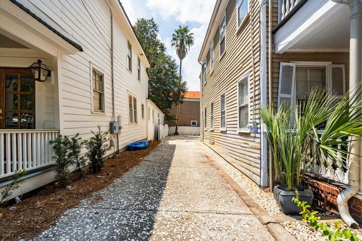 Property Photo:  77 Smith Street  SC 29401 