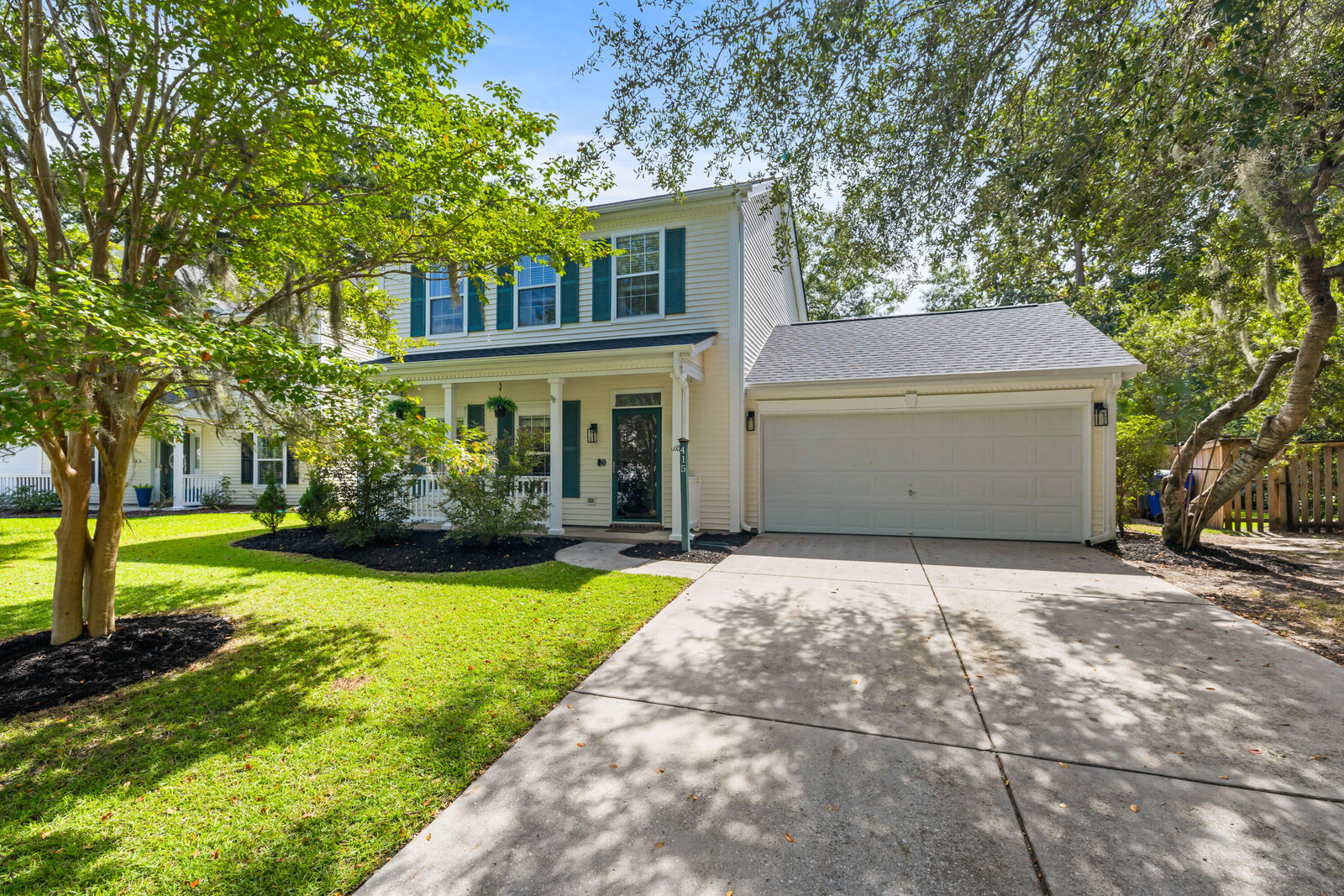 Property Photo: 415 Blue Jasmine Lane SC 29414