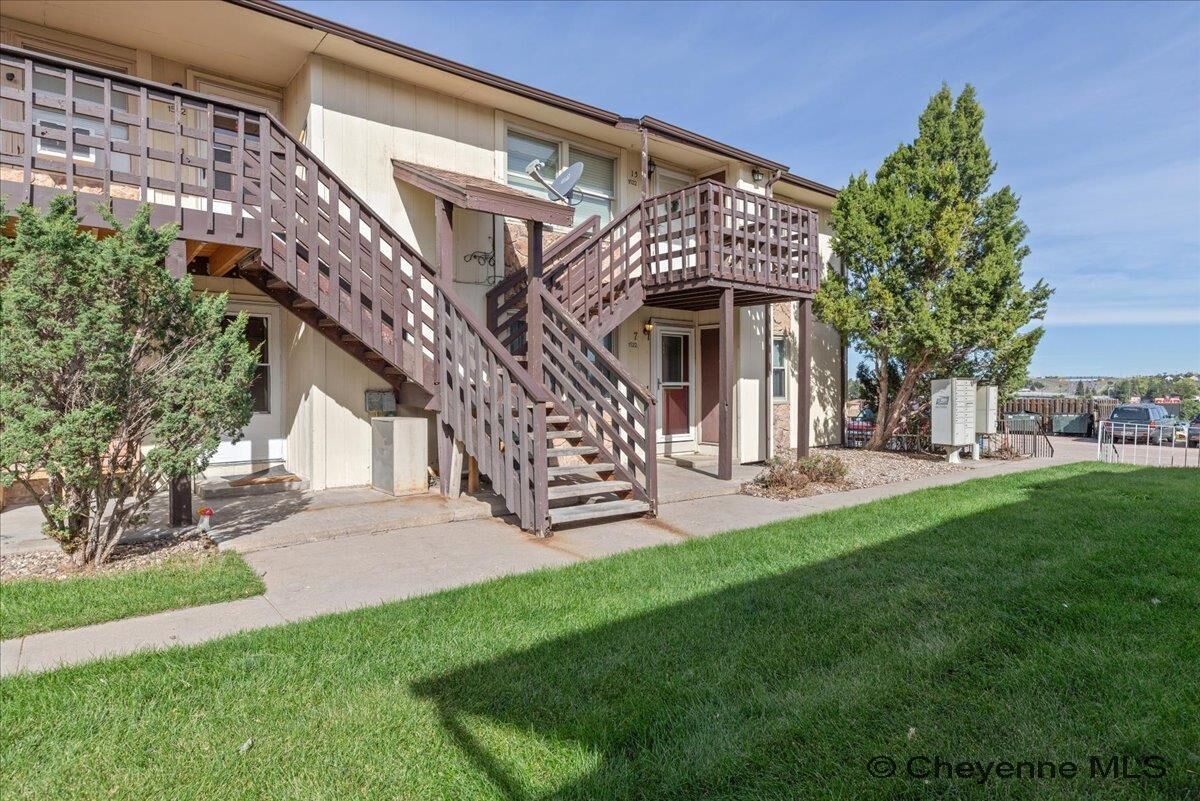 Property Photo:  1522 Trent Ct B105  WY 82009 