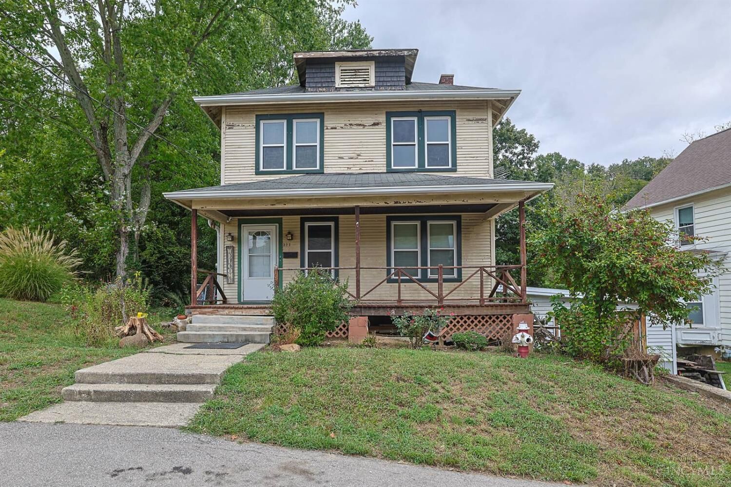 Property Photo: 322 Washington Street IN 47001