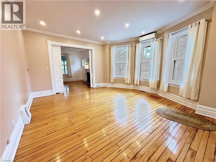 Property Photo:  40 Blenheim Road 42A  ON N1S 1E6 