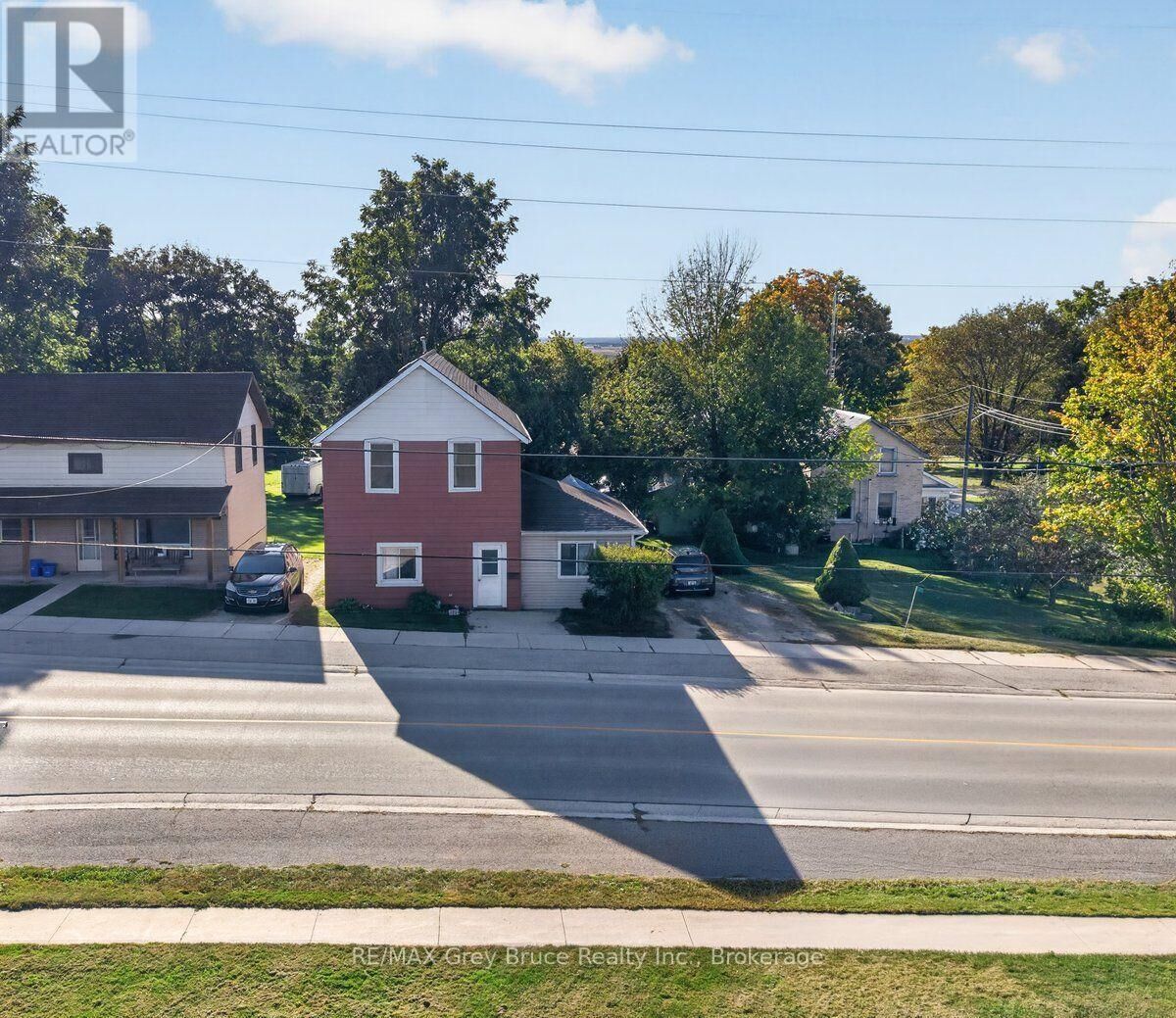 Property Photo:  14 North Main Street  ON N0G 1S0 