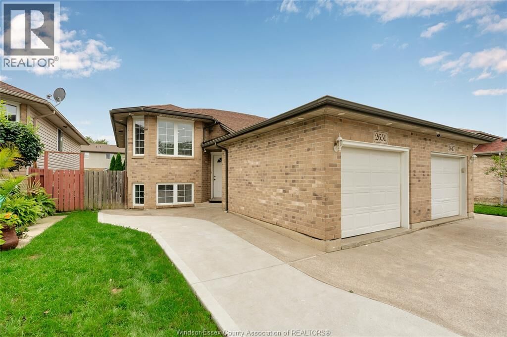 Property Photo: 2651 Teedie Crescent ON N8R 2K5