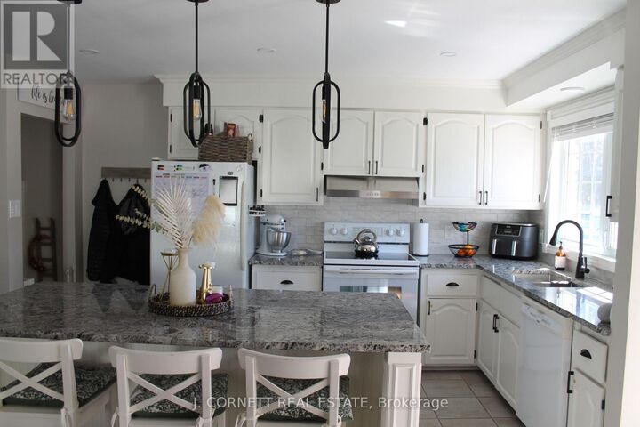 Property Photo: 1319 Notre Dame Street ON K6J 4Y9