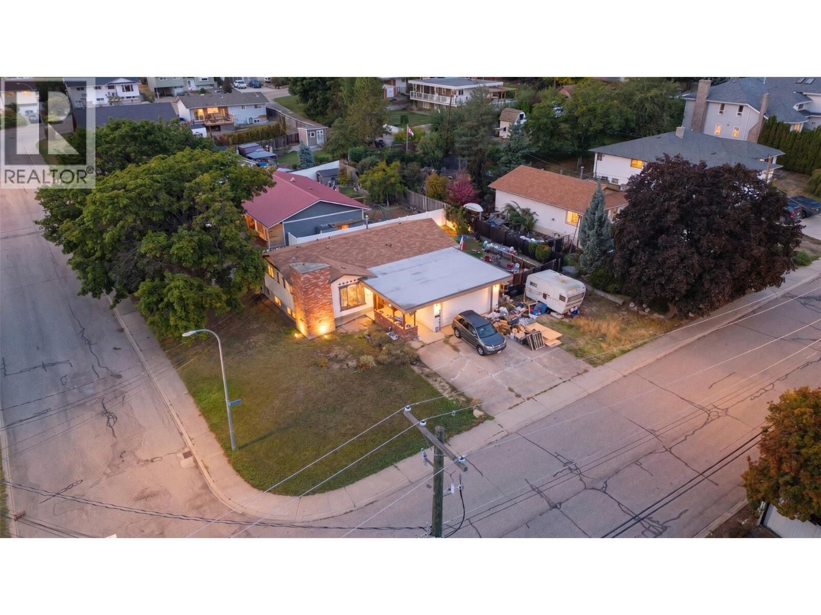 Property Photo:  1311 25th Avenue  BC V1T 7L5 