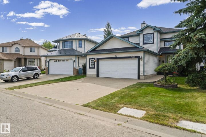 Property Photo:  3113 41A Avenue NW  AB T6T 1J4 