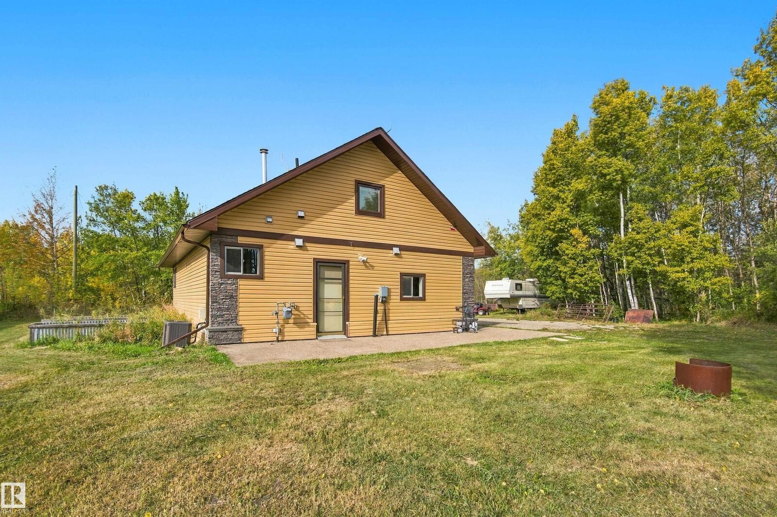 Property Photo:  217-51069 Rge Rd 215  AB T8E 1G7 
