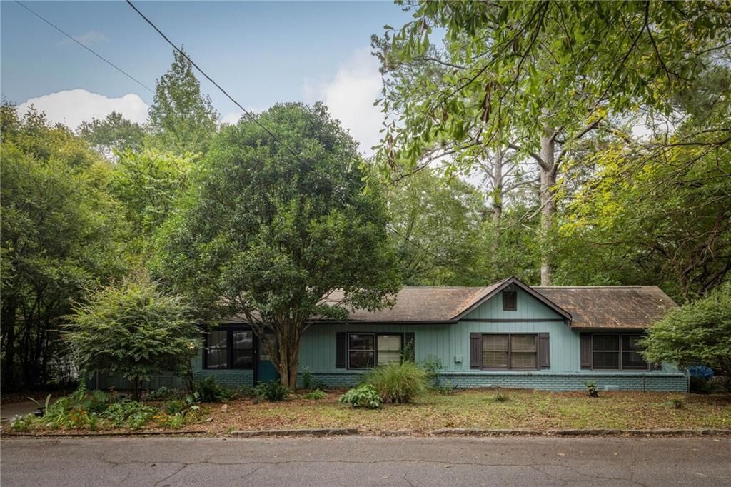 Property Photo:  449 Magnolia Drive  GA 30072 