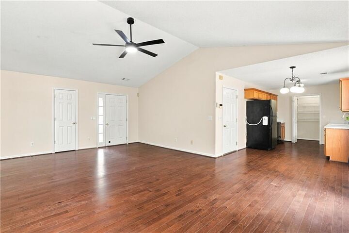 Property Photo:  28 Autumn Ridge Drive  GA 30145 