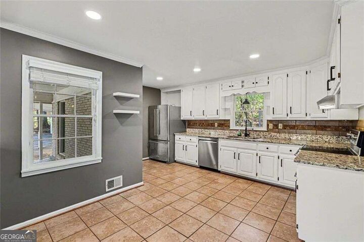 Property Photo:  4576 Driftwood Drive  GA 30106 