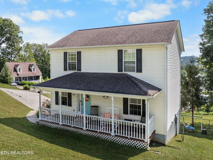 Property Photo:  1007 W Kentucky Ave  TN 37766 