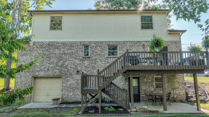 Property Photo:  140 Redwood Drive  KY 40475 