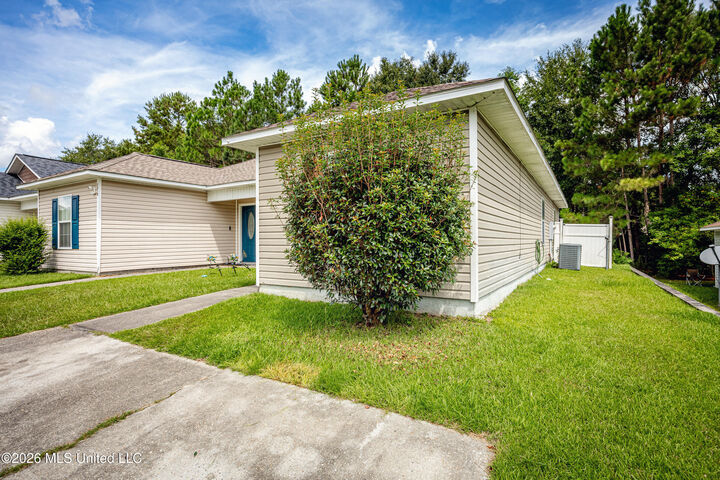Property Photo: 5515 Quail Creek Circle MS 39540