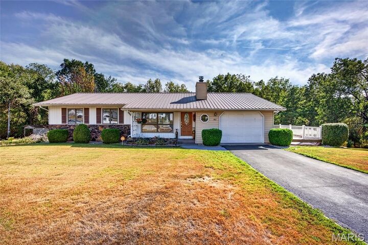 Property Photo: 861 Allen Street MO 65536