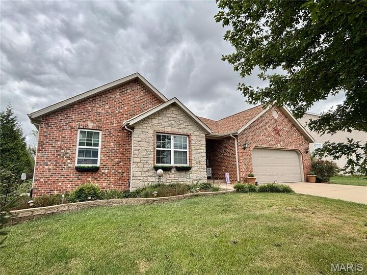 Property Photo: 4540 Baywood Lane IL 62285