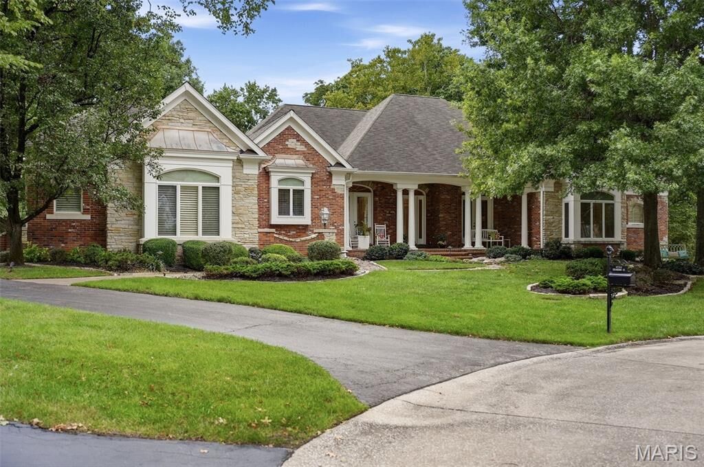 Property Photo:  17712 Sugarberry Court  MO 63005 