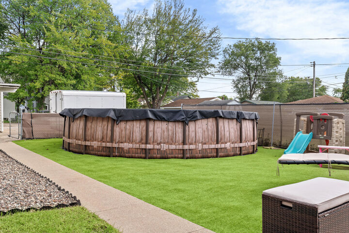 Property Photo:  1322 Charles St  WI 54603 