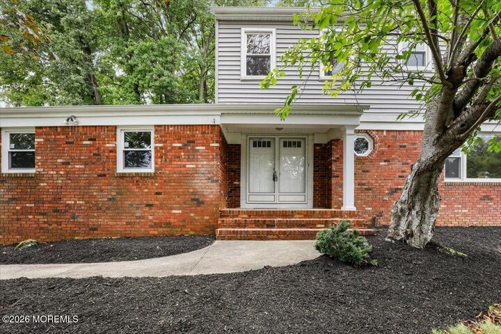 Property Photo:  11 Colts Brook Road  NJ 07746 