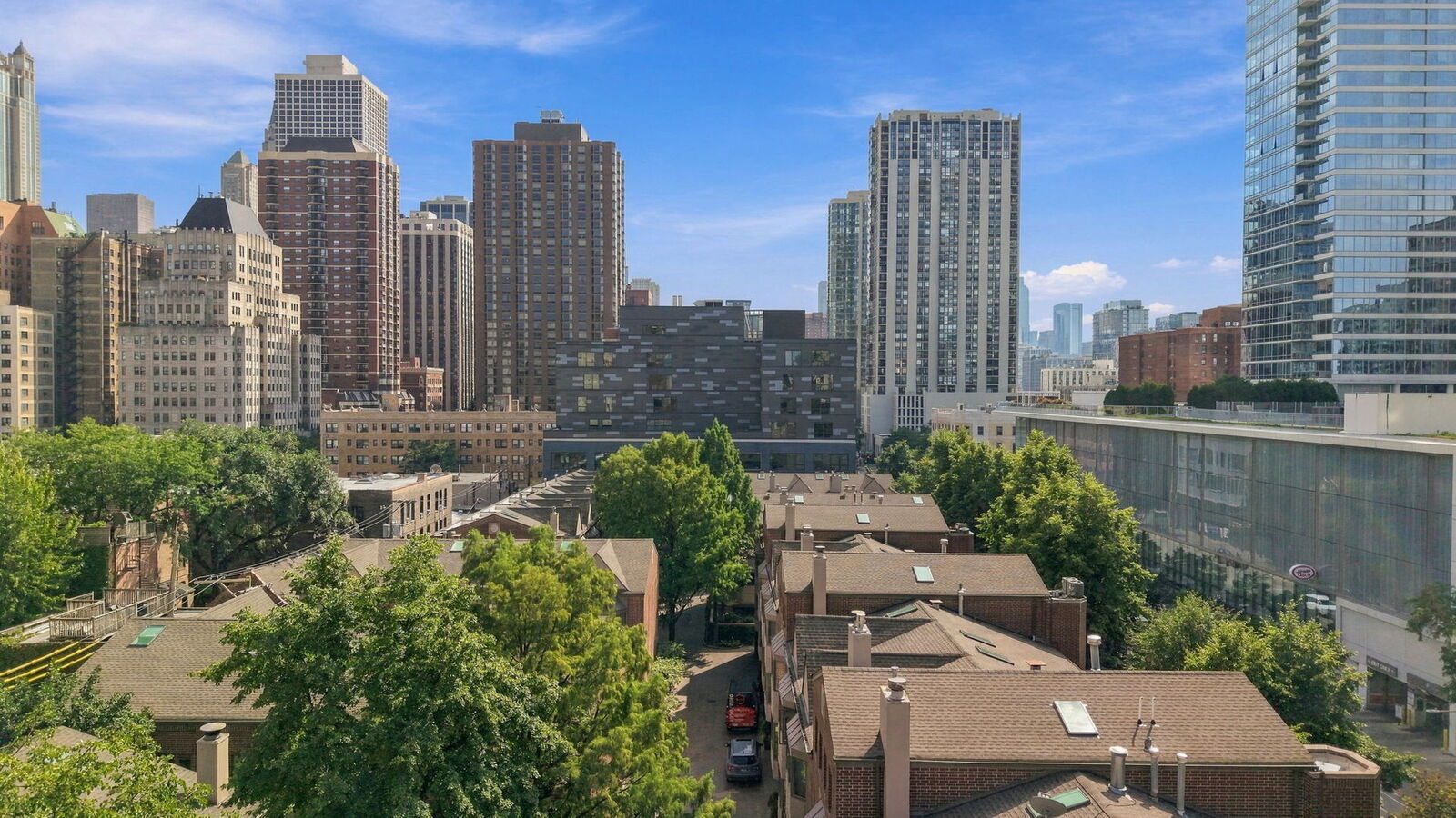 Property Photo:  55 W Goethe Street 1232  IL 60610 