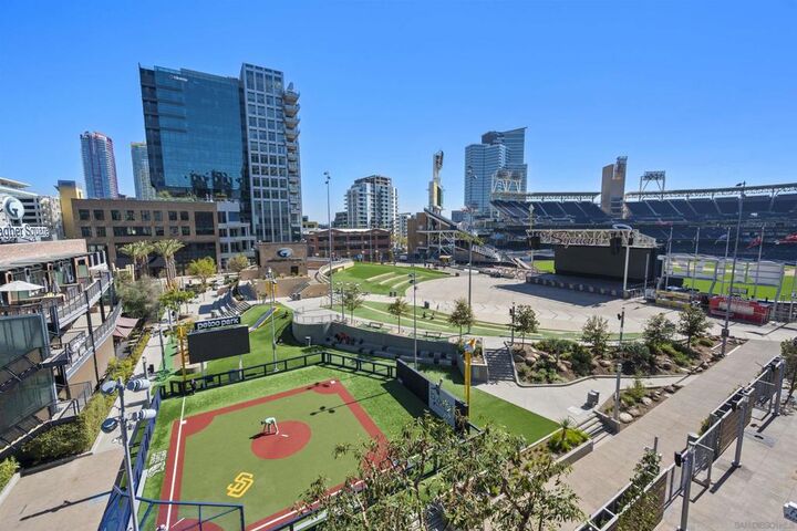 Property Photo:  325 7th Ave 211  CA 92101 