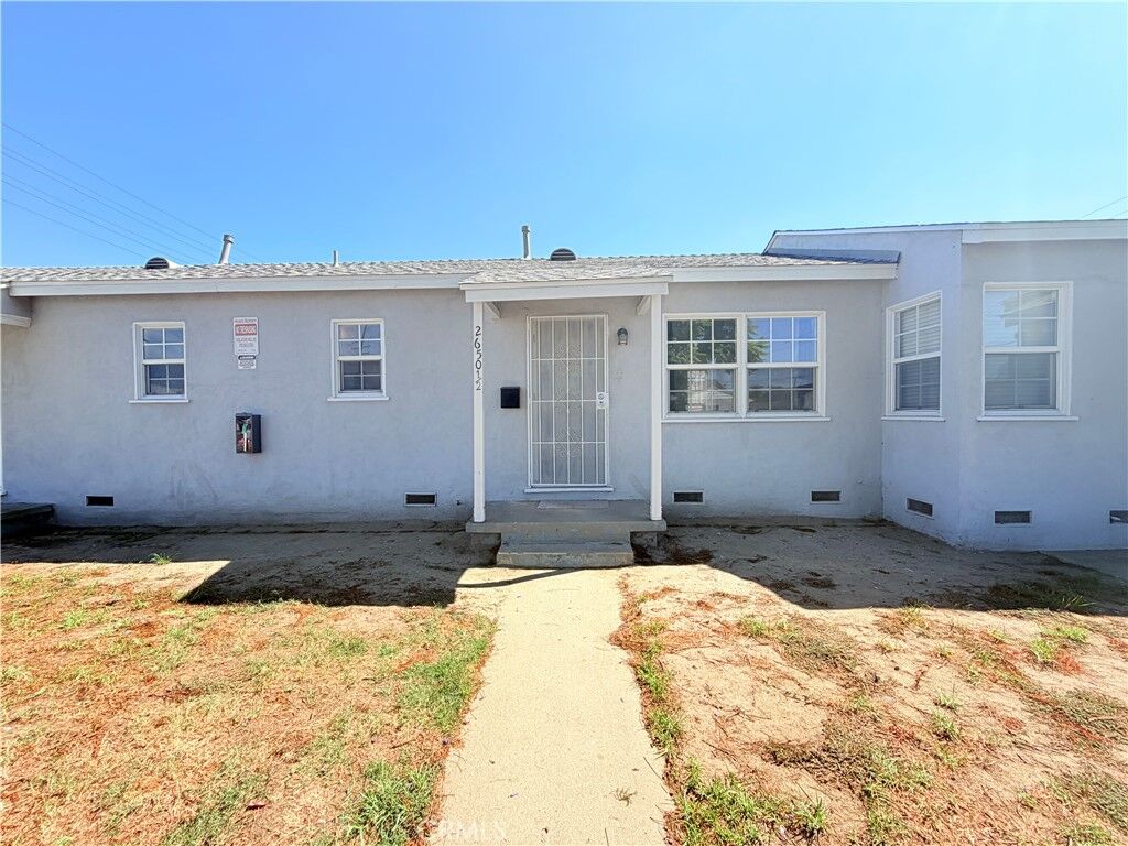 Property Photo: 2650 1/2 Carson CA 90810